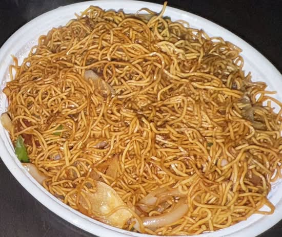 Nouilles frites sauce de soja / Soy Sauce Fried Noodles 酱油炒面